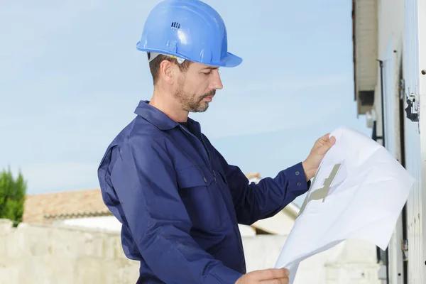 Fast and Reliable Garage Door Doctor Repair Services