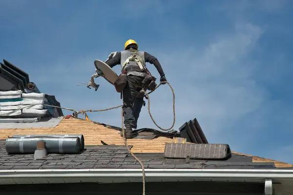 Trust a Licensed Roofing Contractor for Safe Installations