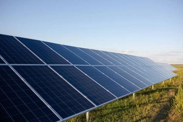 Affordable Solar Panels Los Angeles Families Are Installing This Year