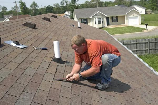 Why Logan Roofing Roofer Is a Top Choice for Reliable Roofing Services