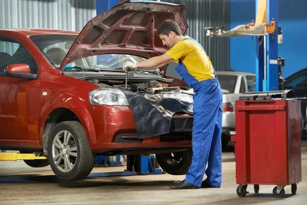 Motorsport Connections for Specialized Auto Repair Services
