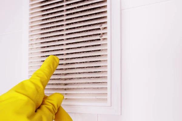 AC Repair Near Me: What to Consider Before Booking a Service