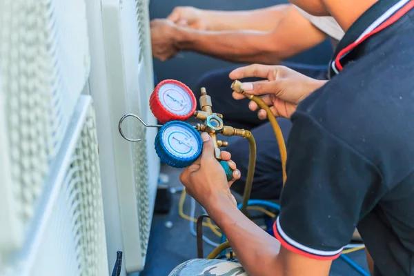 Why Professional AC Repair Glenpool Matters During Hot Weather
