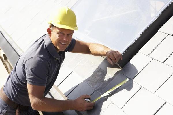 Why Homeowners Trust a Skilled roofing contractor albany